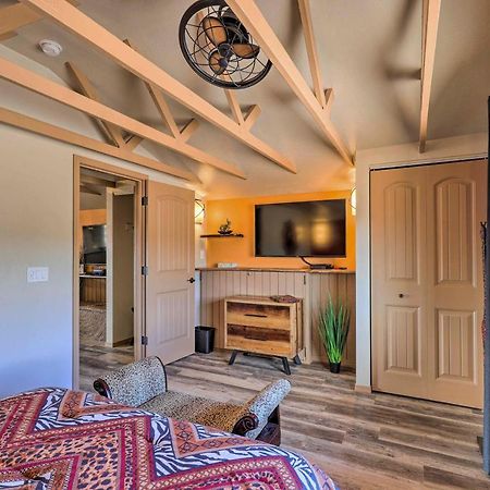 Wine Country Retreat In Cornville Hot Tub And View Exteriör bild