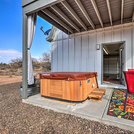Wine Country Retreat In Cornville Hot Tub And View Exteriör bild