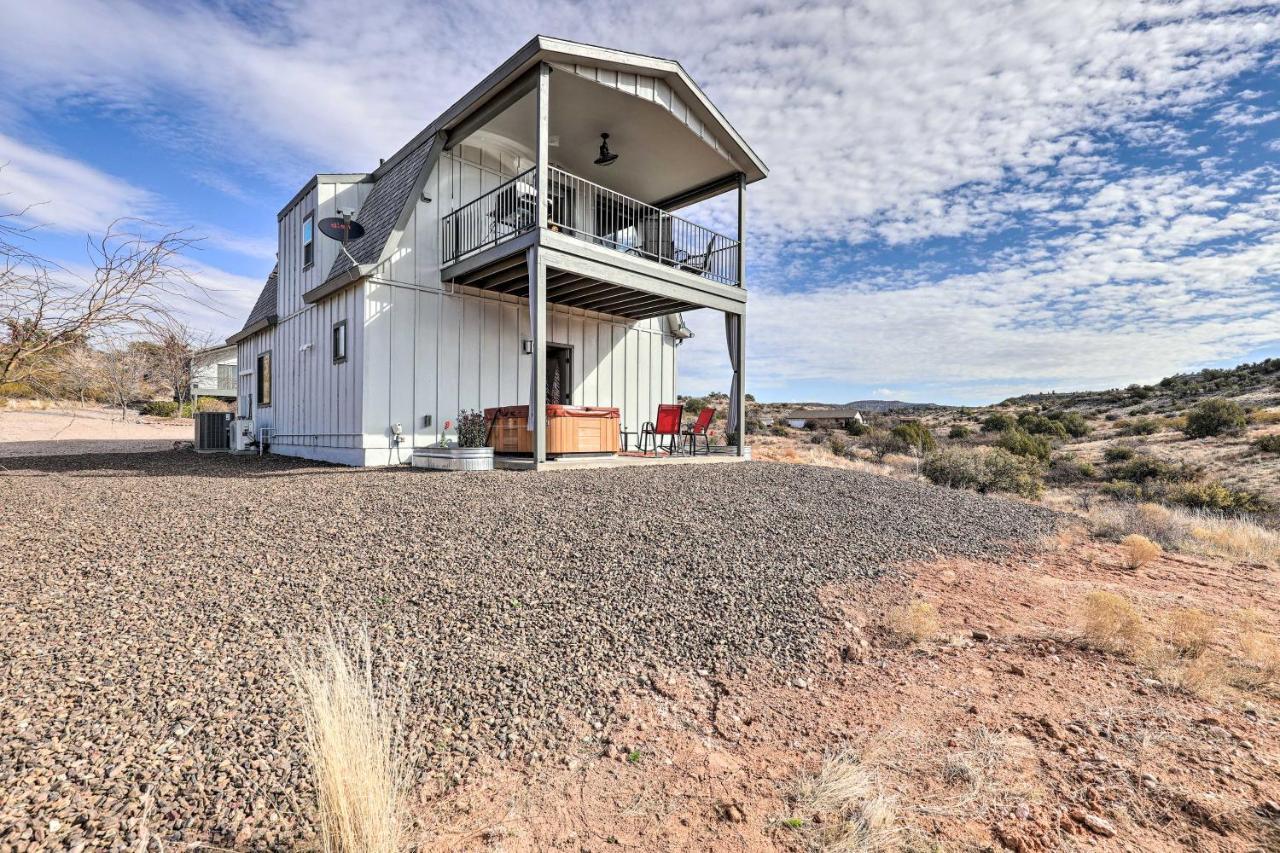 Wine Country Retreat In Cornville Hot Tub And View Exteriör bild